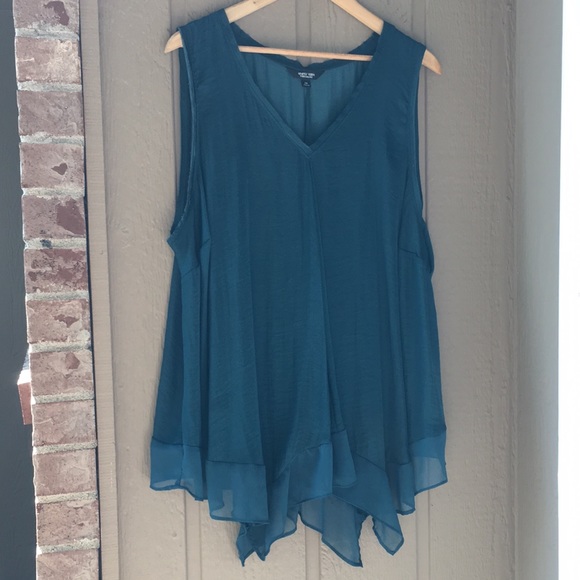 Simply Vera Wang Bottle Green relaxed fit tank 2X - Picture 2 of 11